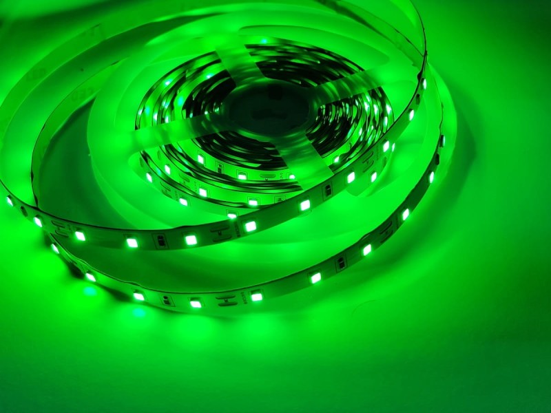 Taśma 300 LED SMD2835 IP20 zielona