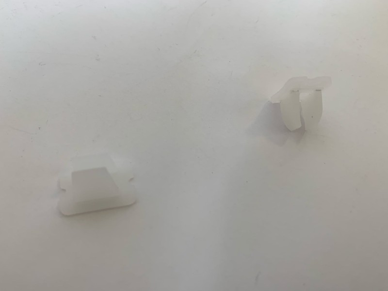 UCHWYT plastikowy do LED NEON FLEX 6x12mm 12V - 1 szt.