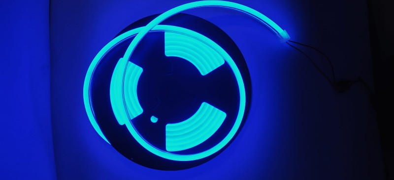 neon blue3.jpg