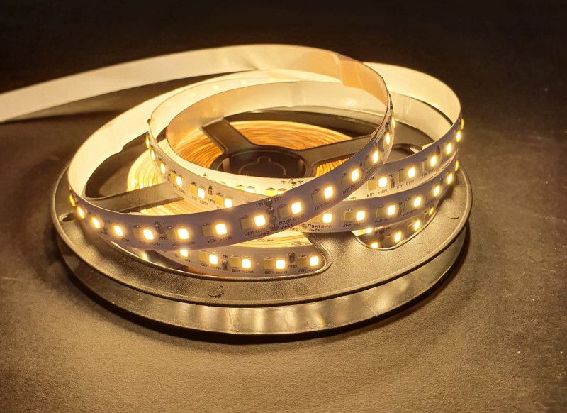 Taśma CCT 24V 224 LED SMD2835 IP20 3000-6000K 1m