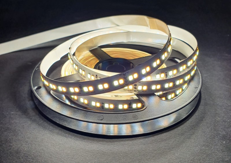Taśma CCT 24V 224 LED SMD2835 IP20 3000-6000K 1m