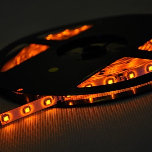 Taśma 300 LED SMD3528 IP20 żółta 1m