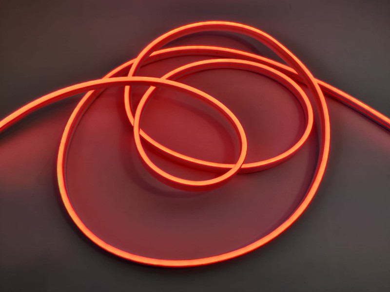 12V_NEON_6X12_R_1m_5.jpg