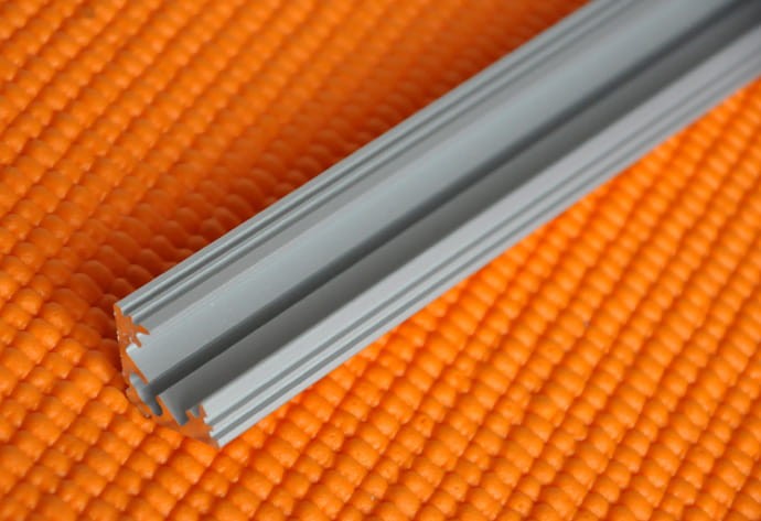 Profil aluminiowy ALU-LED P3 anodowany 1m