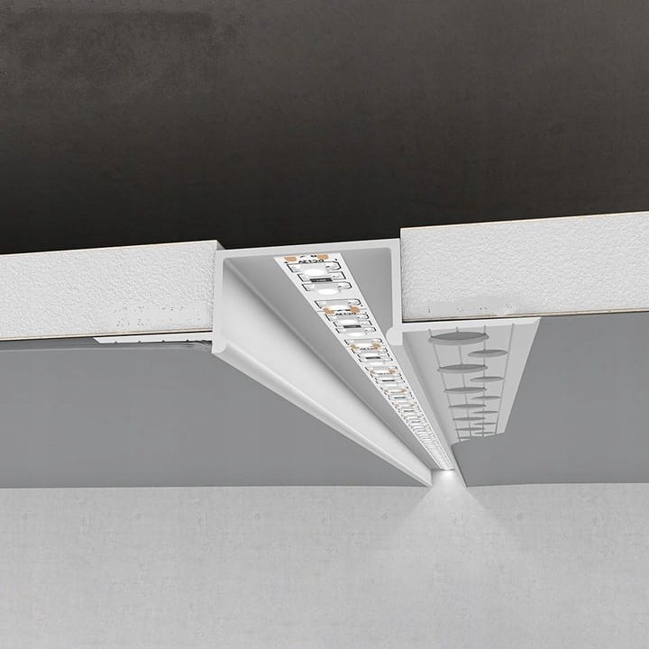 Profil aluminiowy TECH-LIGHT GK 14-3 czarny 1m