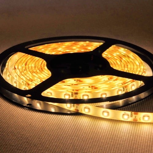 Taśma 300 LED SMD5050 IP65 wodoodporna biała ciepła 1m