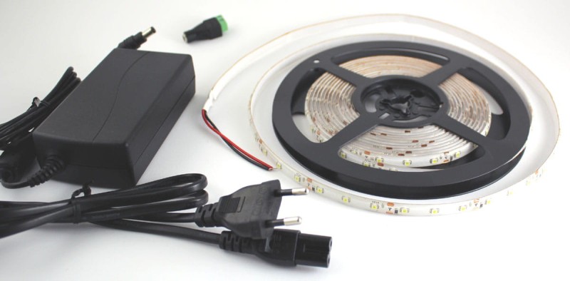 Zestaw wodoodporna taśma LED 5m 300 LED SMD3528 komplet zasilacz