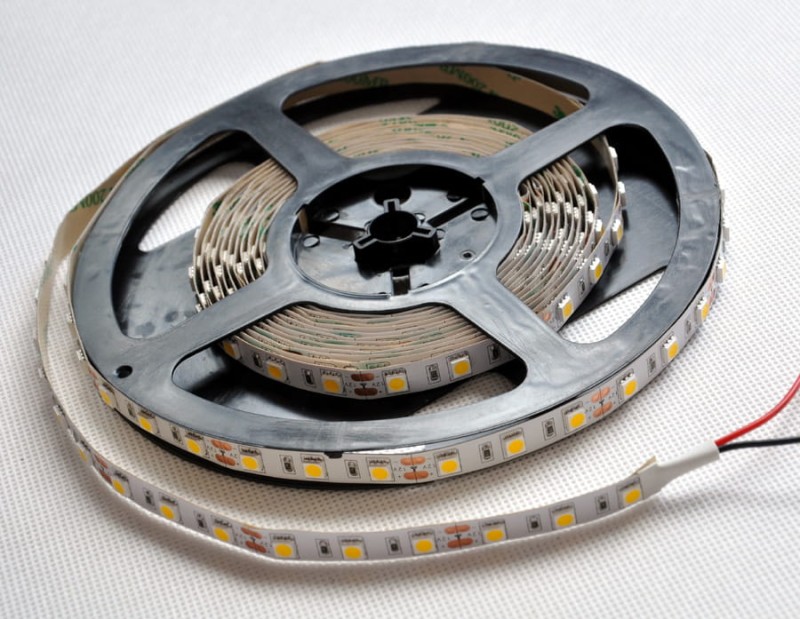 Taśma 300 LED SMD5050 IP20 biała zimna 5m