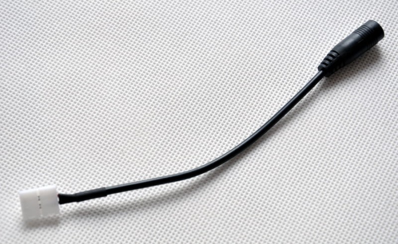 Złączka z gniazdem DC do taśmy LED 8mm