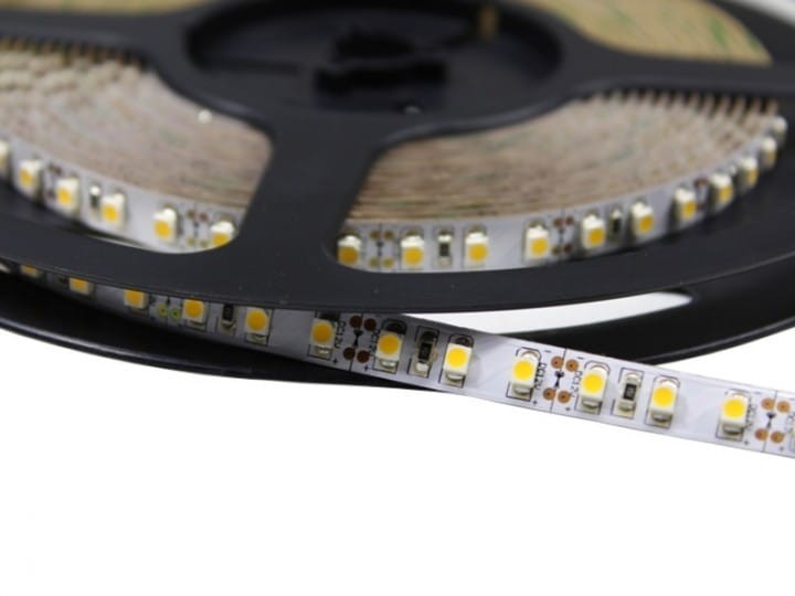 Taśma 600 LED SMD3528 IP20 biała zimna 1m
