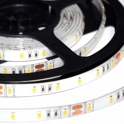 Taśma 24V 300 LED SMD2835 IP65 wodoodporna biała ciepła 1m