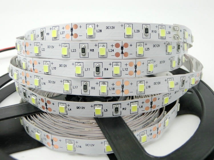 Taśma 300 LED SMD2835 IP20 biała ciepła 5m