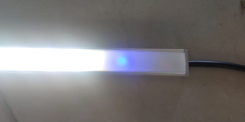 Listwa LED podszafkowa 100cm - ściemniacz LED