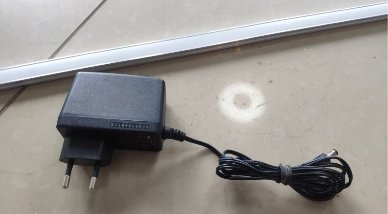 Listwa LED podszafkowa 100cm - ściemniacz LED