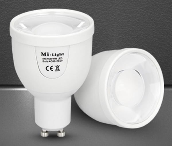 Milight 5W RGB+WW GU10 żarówka LED WiFi Spotlight FUT018