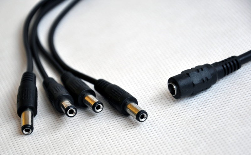 Rozdzielacz DC - 4 wtyki