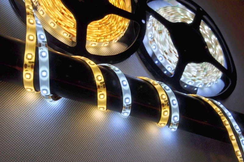 Taśma 300 LED SMD3528 IP65 wodoodporna biała zimna 1m